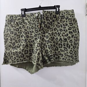 Torrid NWT Leopard Print Shorts